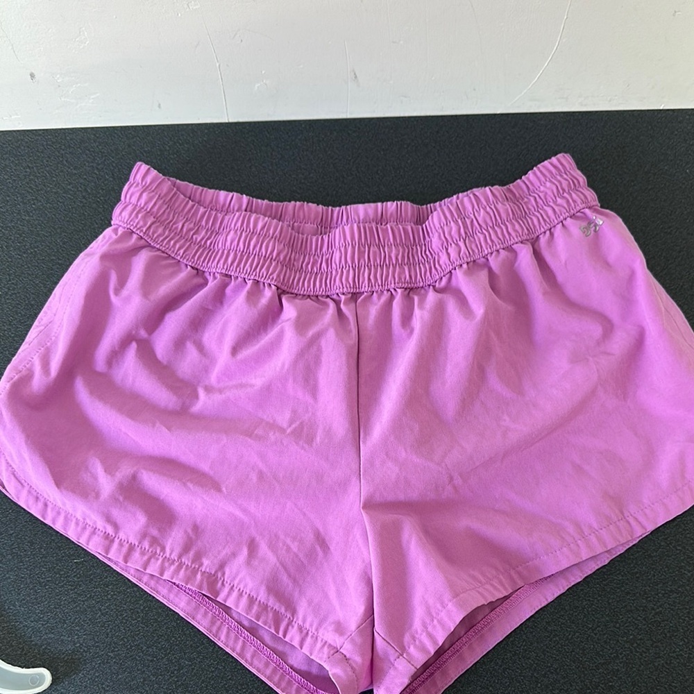 DSG Athletic Shorts in Vibrant Pink with Moisture-Wicking Fabric